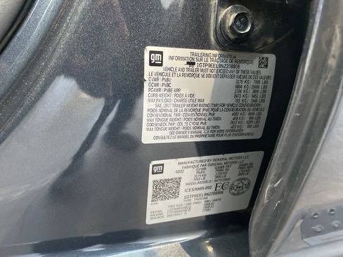 Used 2022 GMC Sierra 1500 AT4 w/ AT4 Preferred Package AWD/4WD image 39