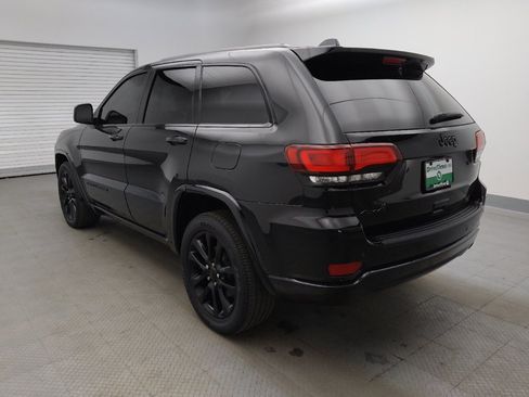 Used 2021 Jeep Grand Cherokee Laredo X AWD/4WD image 5