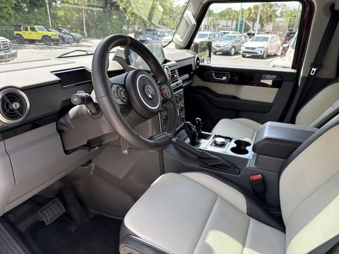 Used 2025 INEOS Grenadier AWD/4WD image 15