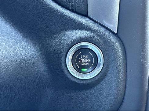 Used 2020 Chevrolet Silverado 1500 RST image 7