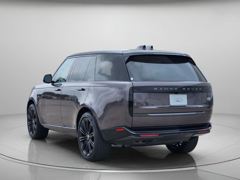 Certified 2023 Land Rover Range Rover Autobiography AWD/4WD image 3