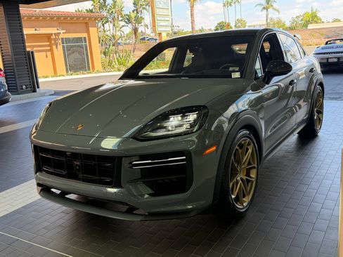 Certified 2026 Porsche Cayenne Turbo GT AWD/4WD image 1