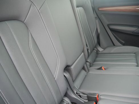 Certified 2022 Audi Q5 2.0T Premium Plus w/ Premium Plus Package image 38