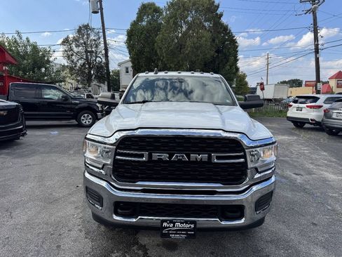 Used 2022 RAM 3500 Big Horn AWD/4WD image 3