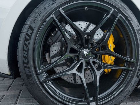 Used 2020 McLaren 720S Performance RWD image 69