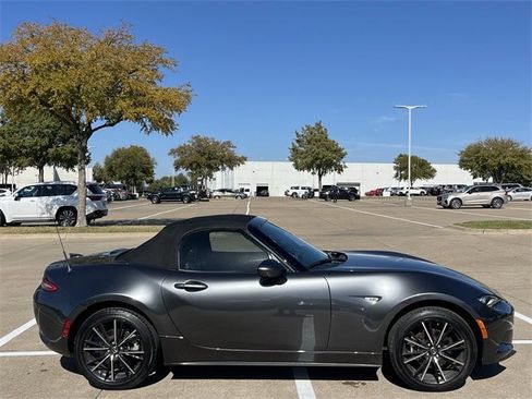 Used 2024 MAZDA MX-5 Miata Grand Touring image 3