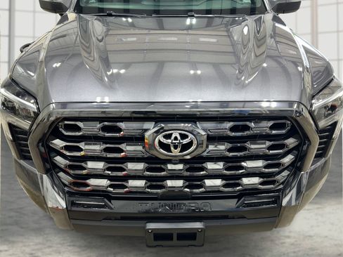 Used 2024 Toyota Tundra Platinum AWD/4WD image 20