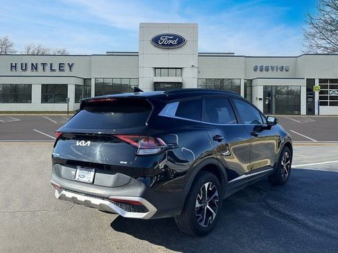 Used 2023 Kia Sportage EX w/ EX Premium Package image 4