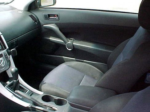 Used 2007 Scion tC Spec image 15