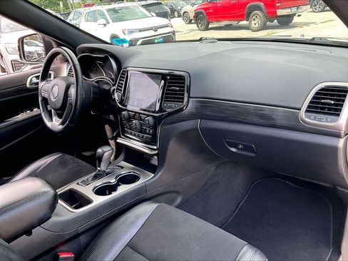 Used 2021 Jeep Grand Cherokee Laredo X AWD/4WD image 13