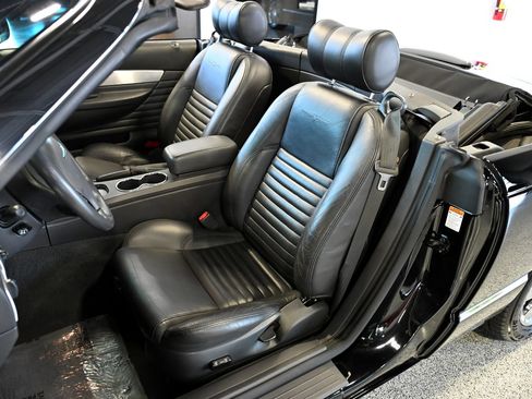 Used 2002 Ford Thunderbird RWD image 26