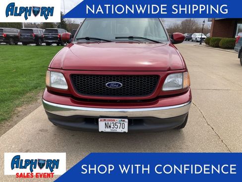 Used 2002 Ford F150 Lariat image 1