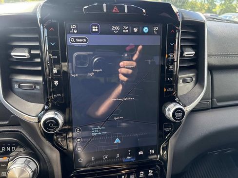 Used 2023 RAM 1500 Laramie image 25