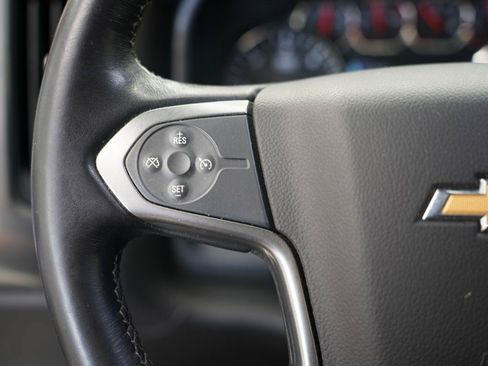 Used 2019 Chevrolet Silverado 1500 LT AWD/4WD image 13