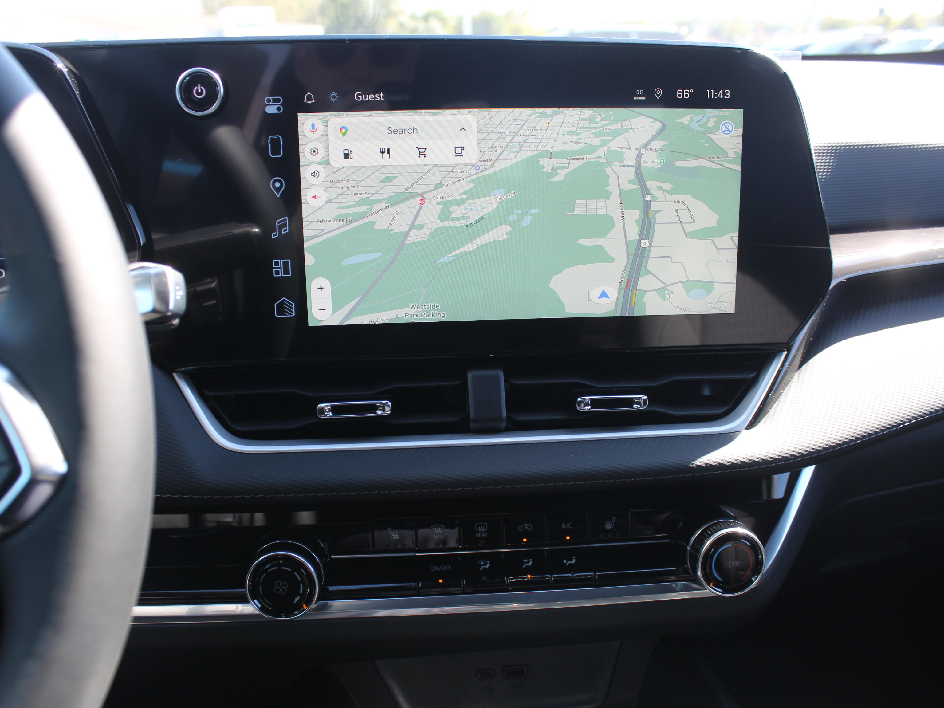 New 2027 Chevrolet Equinox LT w/ Midnight Edition FWD image 16