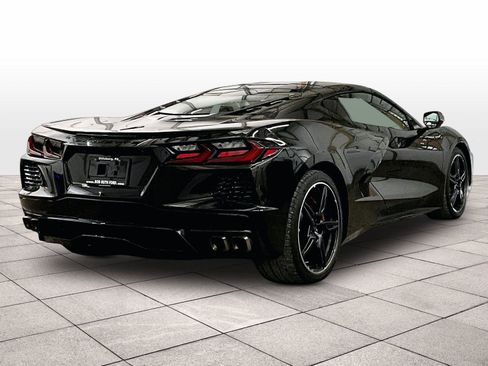 Used 2022 Chevrolet Corvette Stingray Coupe w/ 1LT RWD image 11