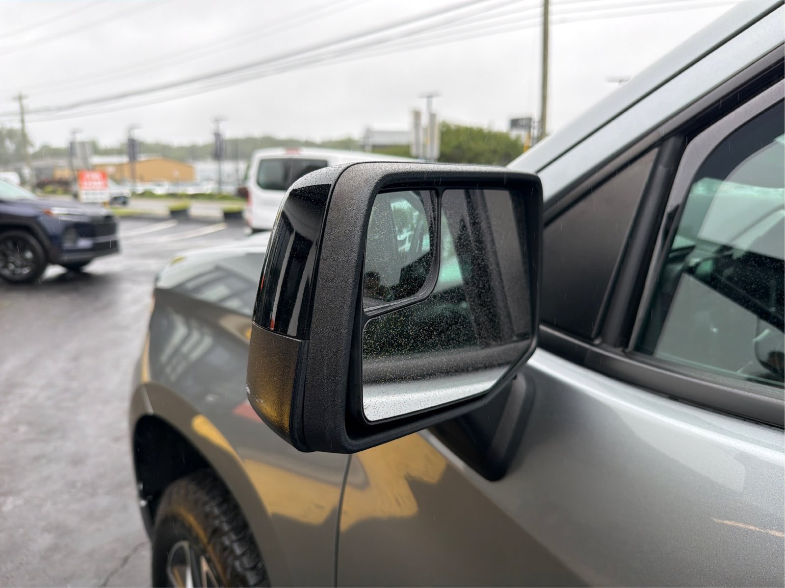 Used 2023 Chevrolet Silverado 1500 RST AWD/4WD image 25