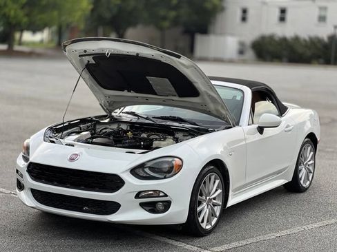 Used 2018 FIAT 124 Spider Lusso w/ Convenience Group RWD image 35