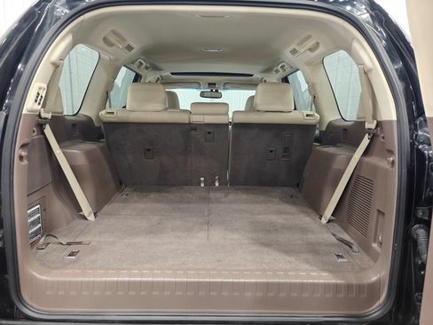 Used 2016 Lexus GX 460 Luxury w/ Preferred Accessory Package AWD/4WD image 35