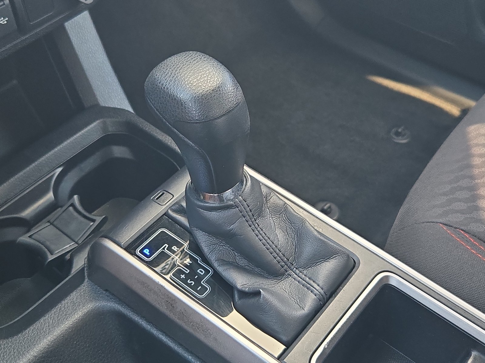 Certified 2021 Toyota Tacoma SR5 AWD/4WD image 18