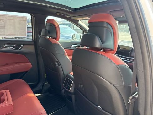 New 2026 Kia Sportage SX Prestige AWD/4WD image 15