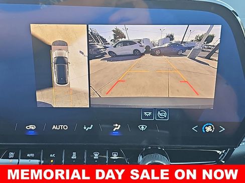 New 2025 Chevrolet Blazer EV LT w/ Midnight/Sport Edition FWD image 22