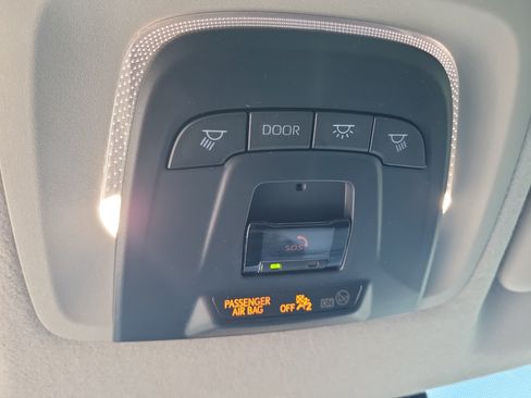 Used 2023 Toyota Corolla Cross L FWD image 29