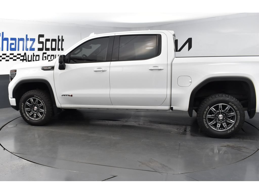 Used 2024 GMC Sierra 1500 AT4 AWD/4WD image 3