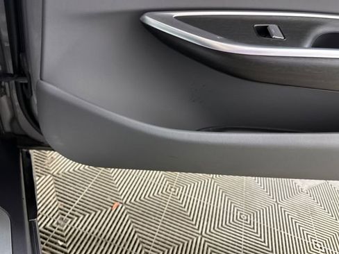 Used 2024 Lucid Air Pure image 30