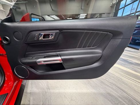 Used 2015 Ford Mustang GT Premium w/ Equipment Group 401A RWD image 37