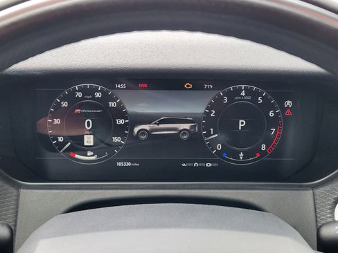 Certified 2019 Land Rover Range Rover Velar R-Dynamic SE AWD/4WD image 10