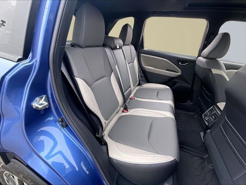 New 2025 Subaru Forester Limited image 25