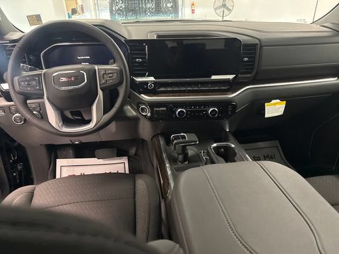 New 2026 GMC Sierra 1500 Elevation AWD/4WD image 13