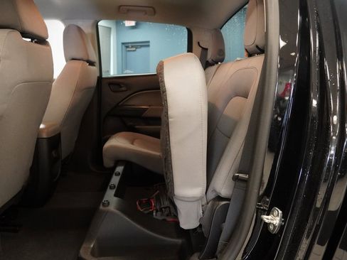 Used 2019 Chevrolet Colorado W/T w/ Custom Special Edition image 25