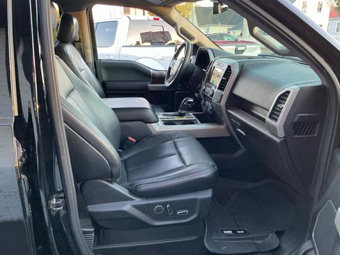 Used 2018 Ford F150 Lariat w/ Max Trailer Tow Package AWD/4WD image 22
