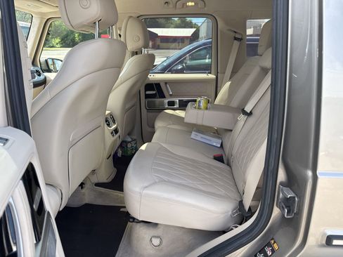 Used 2021 Mercedes-Benz G 550 image 7
