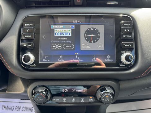 Used 2021 Nissan Kicks SR FWD image 4