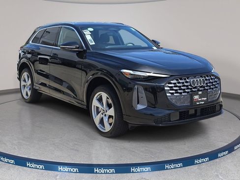 New 2026 Audi Q5 Premium Plus AWD/4WD image 3