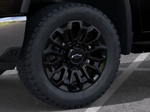 New 2026 Chevrolet Silverado 2500 LTZ w/ LTZ Premium Package AWD/4WD image 9
