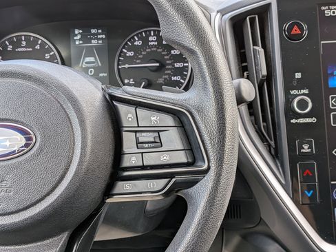 Used 2024 Subaru Crosstrek 2.0i Premium image 17