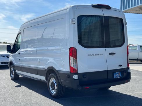 Used 2018 Ford Transit 350 148 Medium Roof RWD image 3