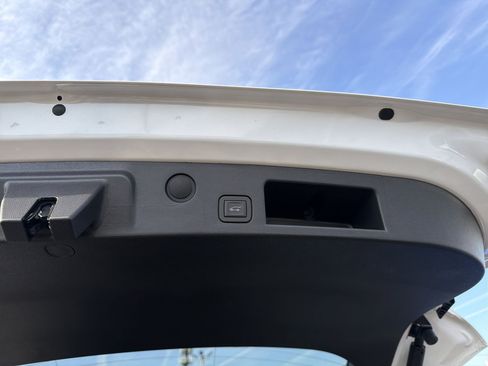 New 2026 GMC Terrain AT4 image 29