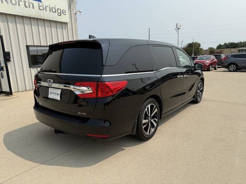 Used 2018 Honda Odyssey Elite image 4