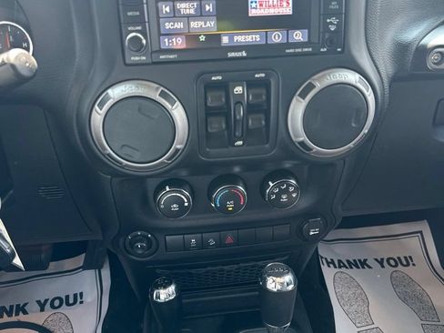 Used 2017 Jeep Wrangler Unlimited Sport AWD/4WD image 10
