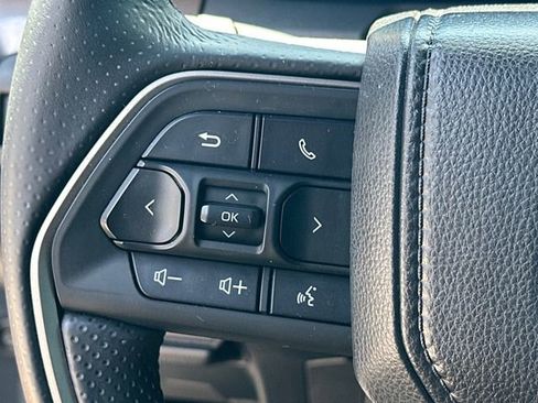 Used 2025 Toyota 4Runner SR5 RWD image 21