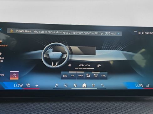 Used 2025 BMW 330i Sedan w/ M Sport Package RWD image 28