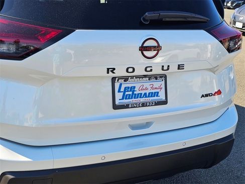 New 2026 Nissan Rogue SV image 21