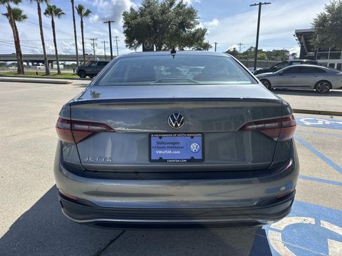 Used 2024 Volkswagen Jetta S FWD image 6