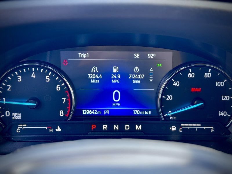Used 2020 Ford Explorer XLT AWD/4WD image 17