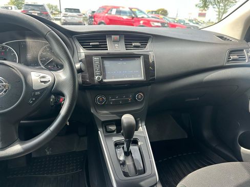 Used 2019 Nissan Sentra S FWD image 3